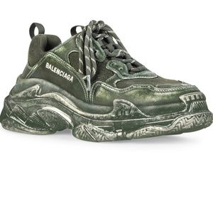 Balenciaga Triple S sneaker